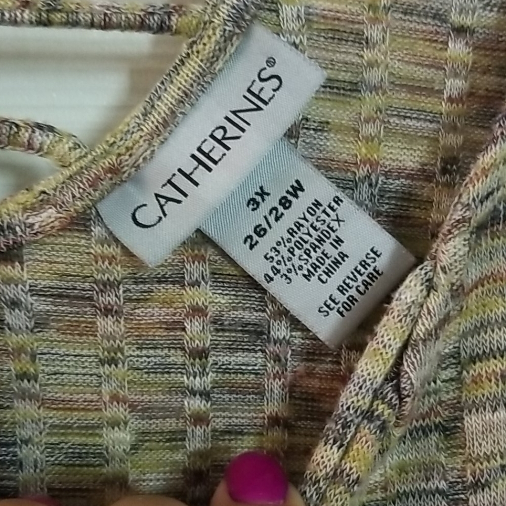 Light weight sweater - Picture 3 of 4